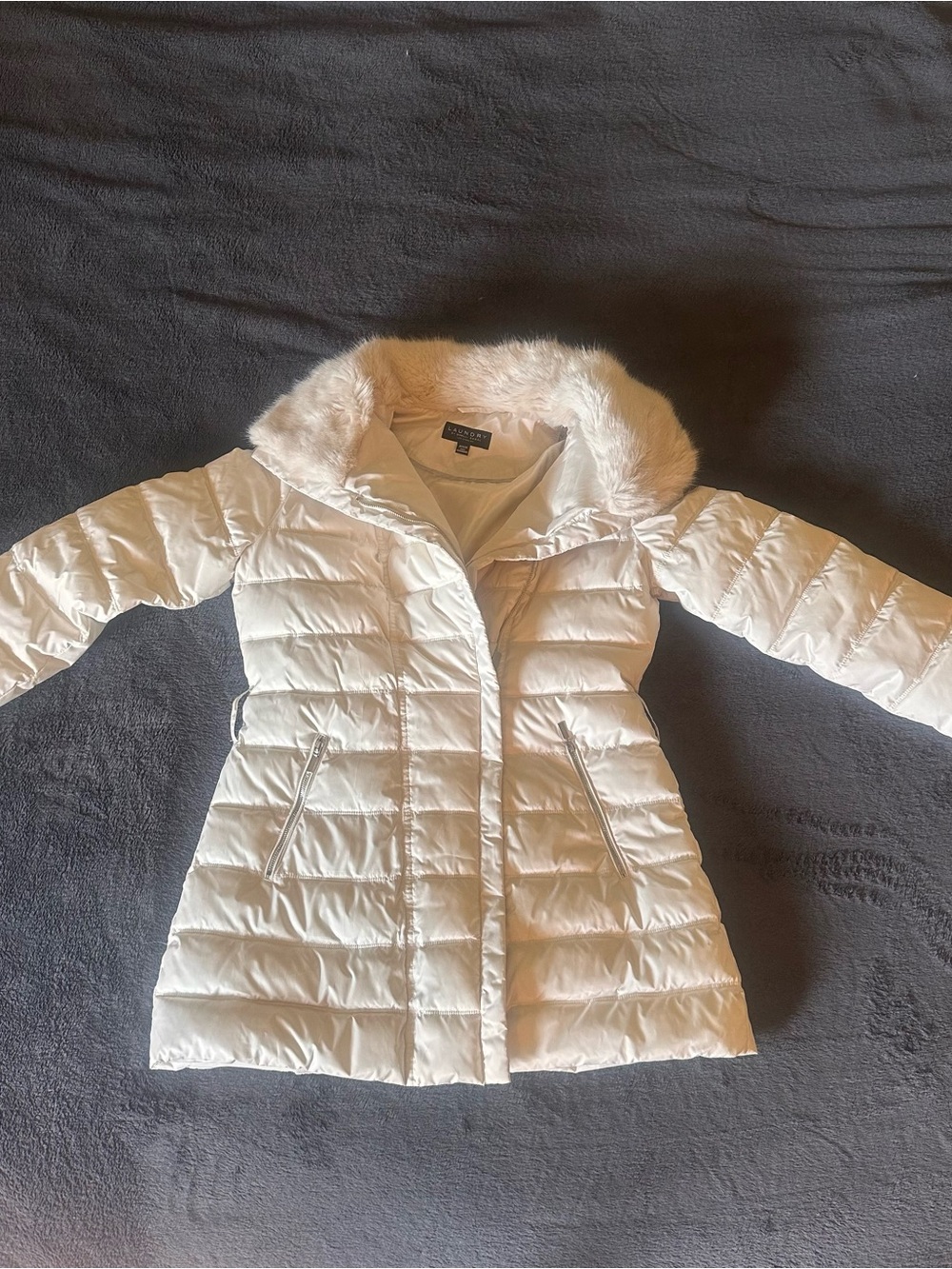 Laundry By Shelli Segal Cream Quilted Faux-Fur Collar Ski Jacket